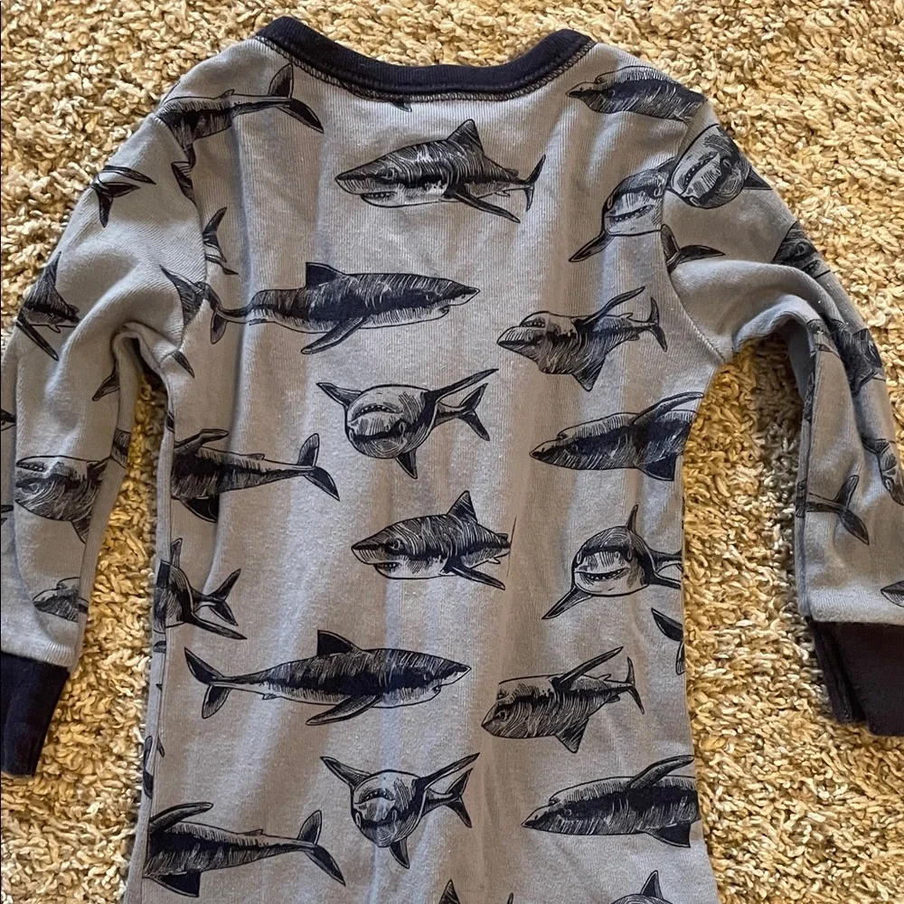 Old Navy Sleeper One Piece Size 18-24 Months